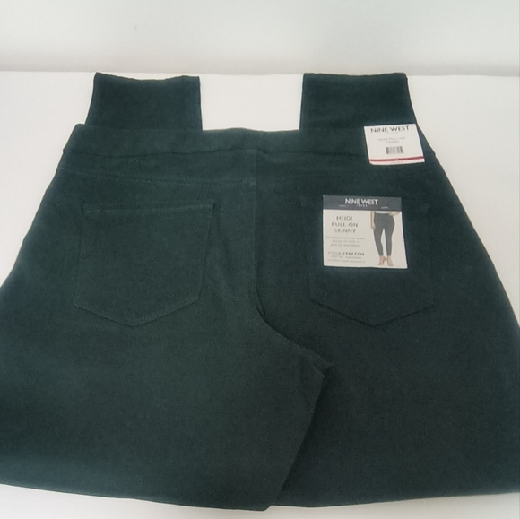 New Nine West Dark Green Pull On Jeans / Size 14 - Picture 5 of 8